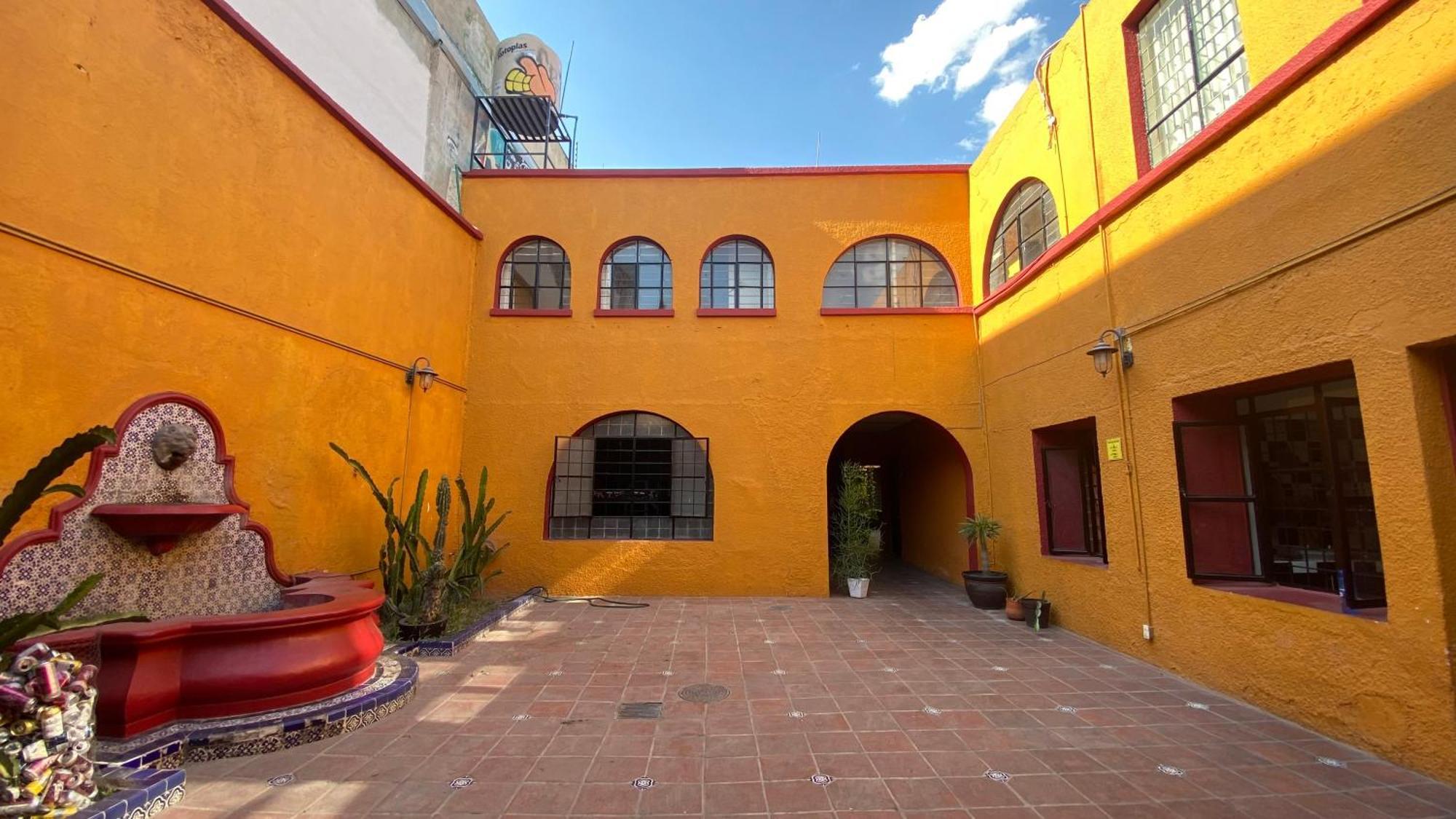 Hostal La Loteria Guadalajara Bagian luar foto
